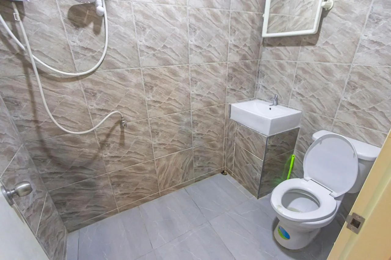 The Travelers Friend En Suite Dorm Room Ac Ban Ai Dao Thaiföld
