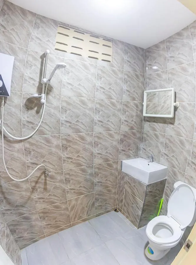 The Travelers Friend En Suite Dorm Room Ac Ban Ai Dao 0*,  Thaiföld
