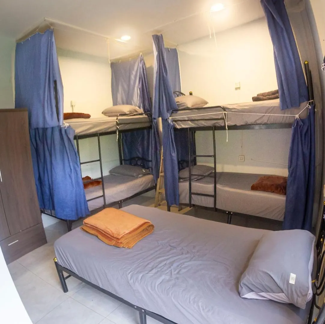 The Travelers Friend En Suite Dorm Room Ac Ban Ai Dao Hostel